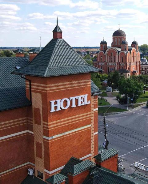 Golden Lion Hotel Boryspil Exterior photo